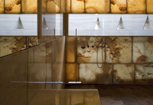 Master_Bath_-05.jpg